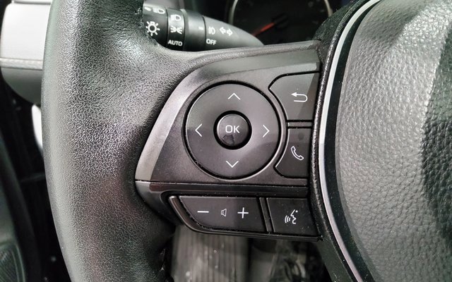 Used 2020 Toyota RAV4 XLE w/ Convenience Package image 30