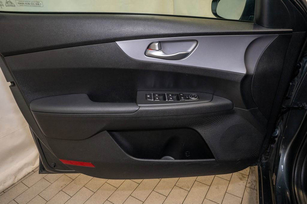 Used 2024 Kia Forte LXS image 10