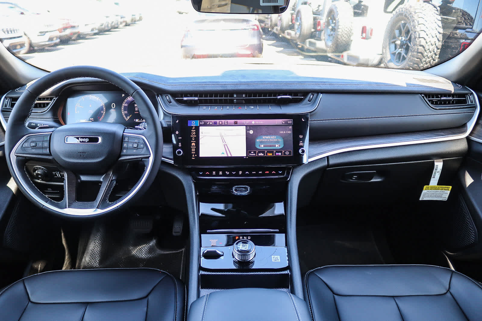 New 2027 Jeep Grand Cherokee Limited AWD/4WD image 14