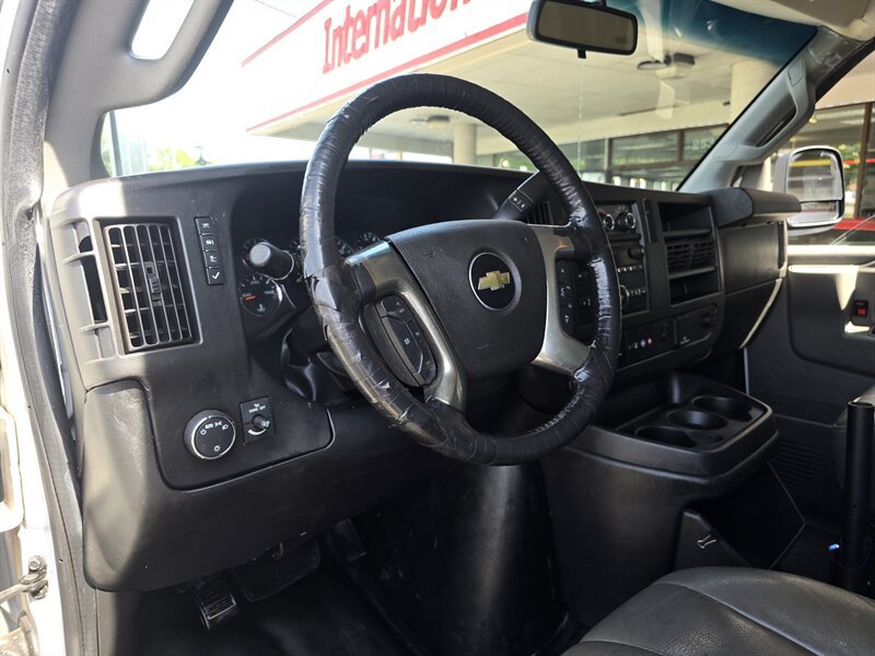 Used 2019 Chevrolet Express 2500 w/ Driver Convenience Package RWD image 8