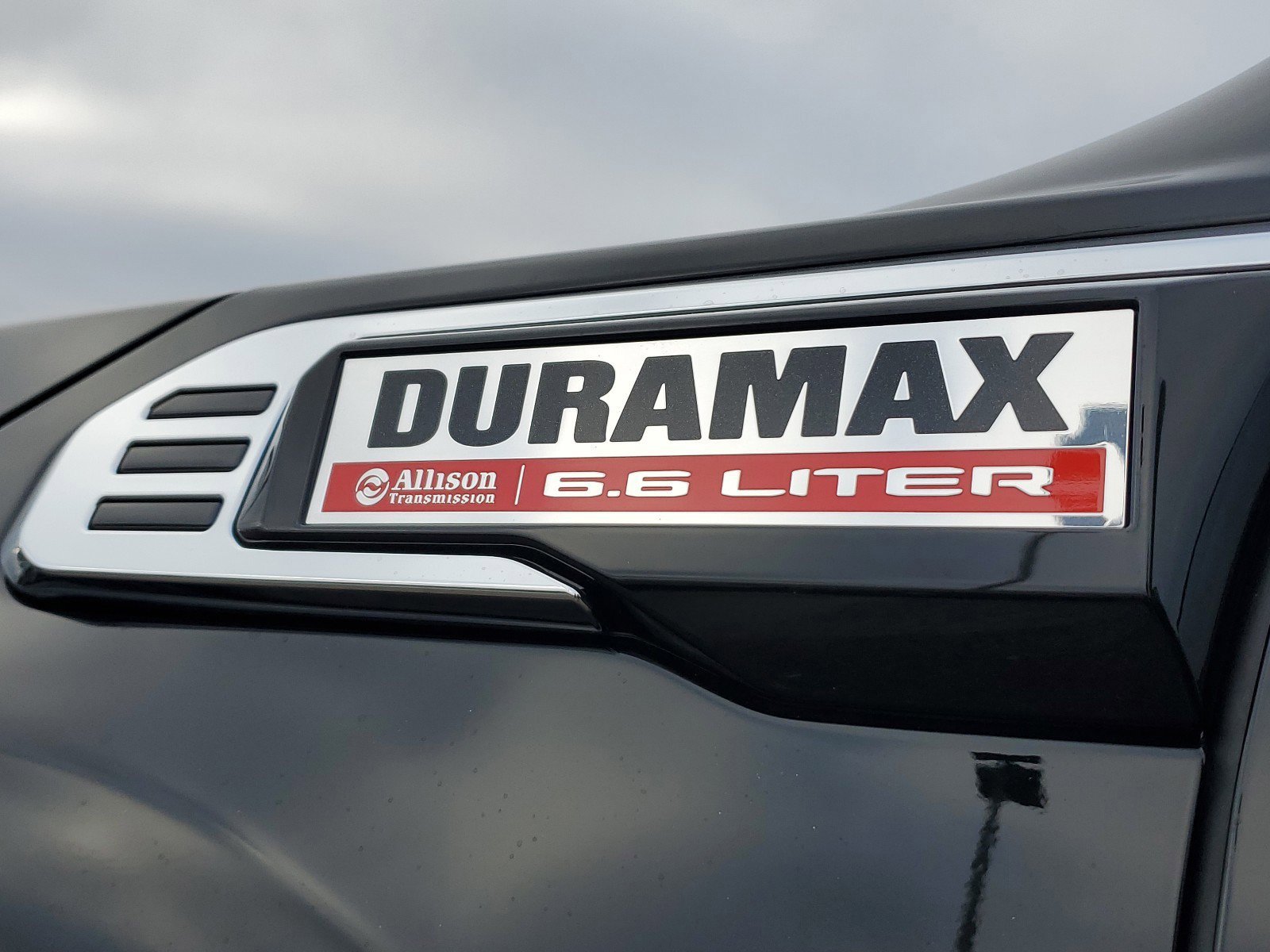 New 2025 GMC Sierra 2500 SLT w/ SLT Convenience Package image 5