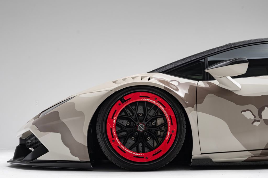 Used 2015 Lamborghini Huracan LP 610-4 image 9