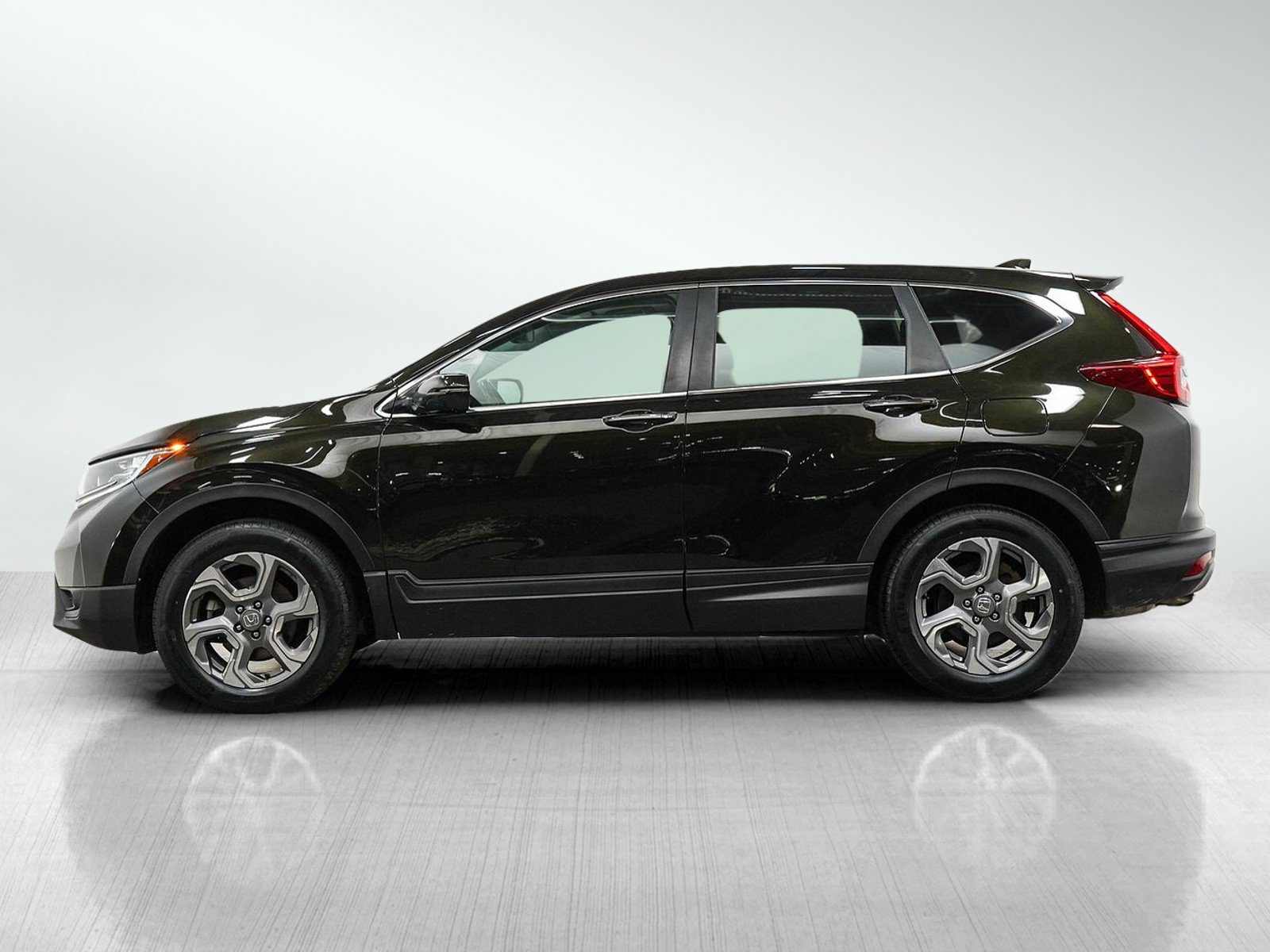 Used 2018 Honda CR-V EX-L image 2