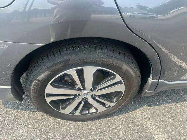 Used 2019 Subaru Outback 2.5i Limited AWD/4WD image 19