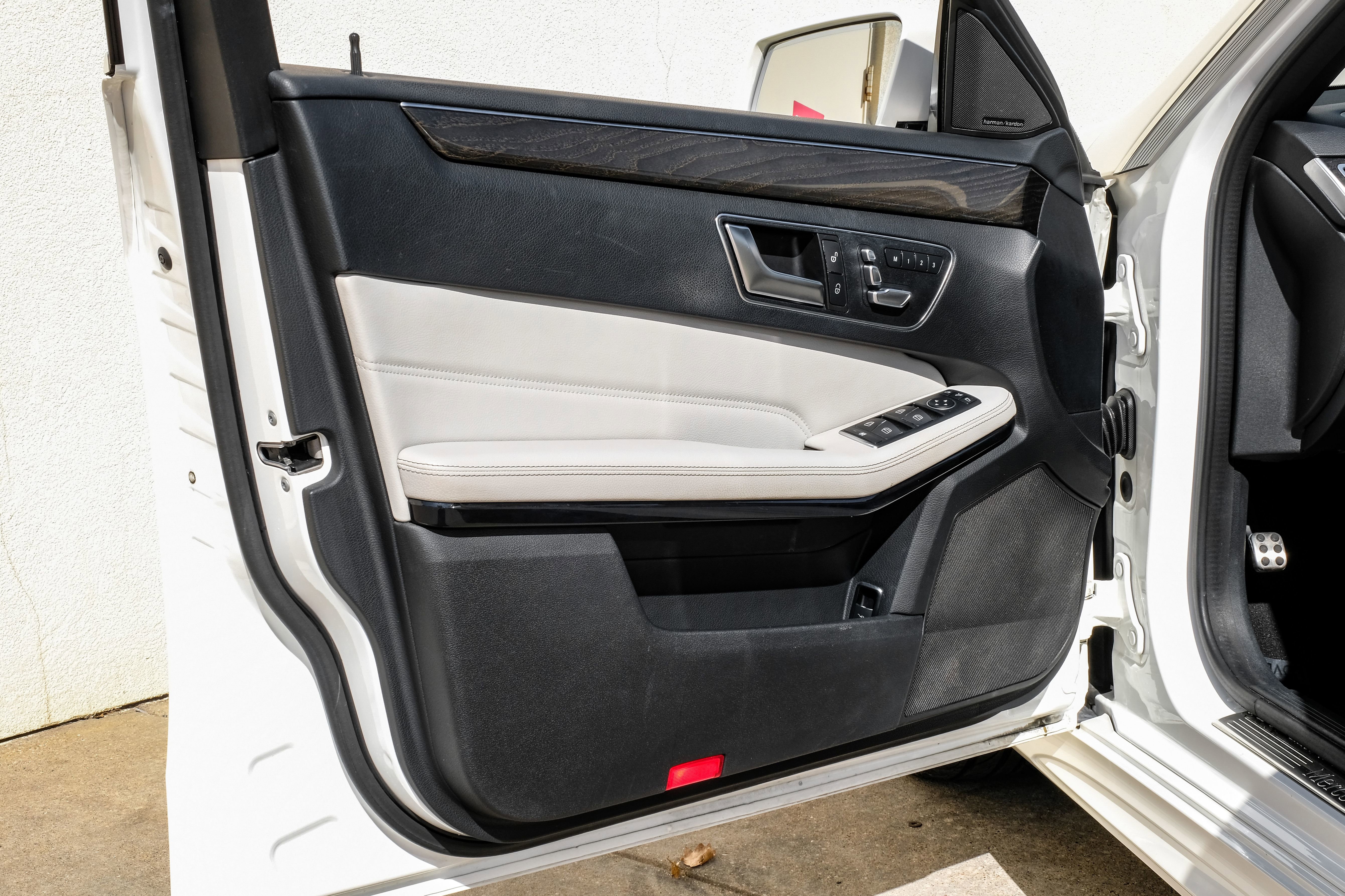 Used 2015 Mercedes-Benz E 350 Sedan w/ Premium 1 Package image 40