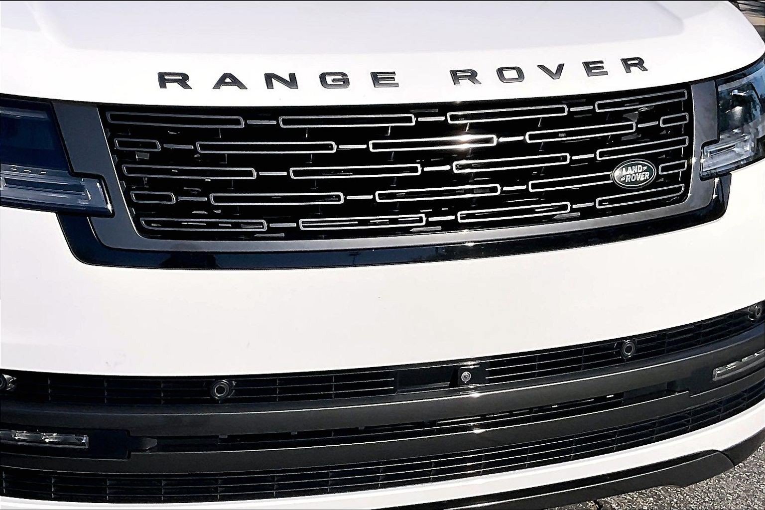 Used 2023 Land Rover Range Rover SE AWD/4WD image 31