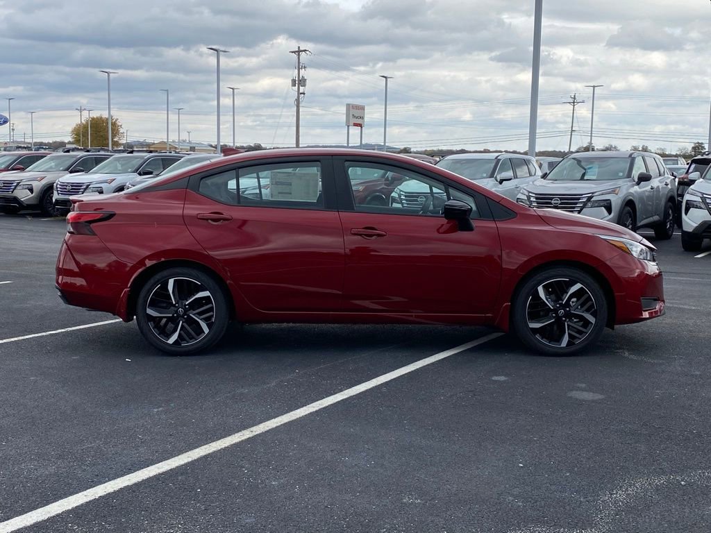 New 2025 Nissan Versa SR w/ Trunk Package image 3