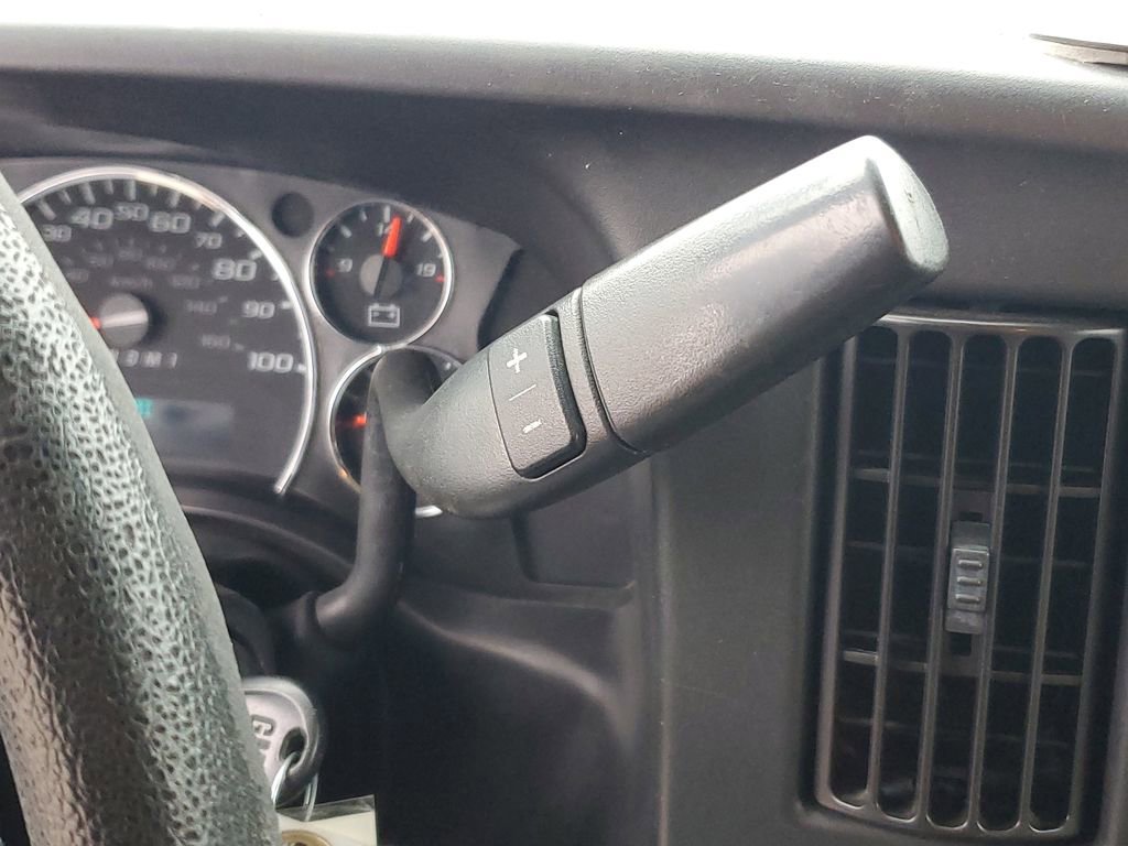 Used 2019 Chevrolet Express 3500 w/ Power Convenience Package RWD image 17