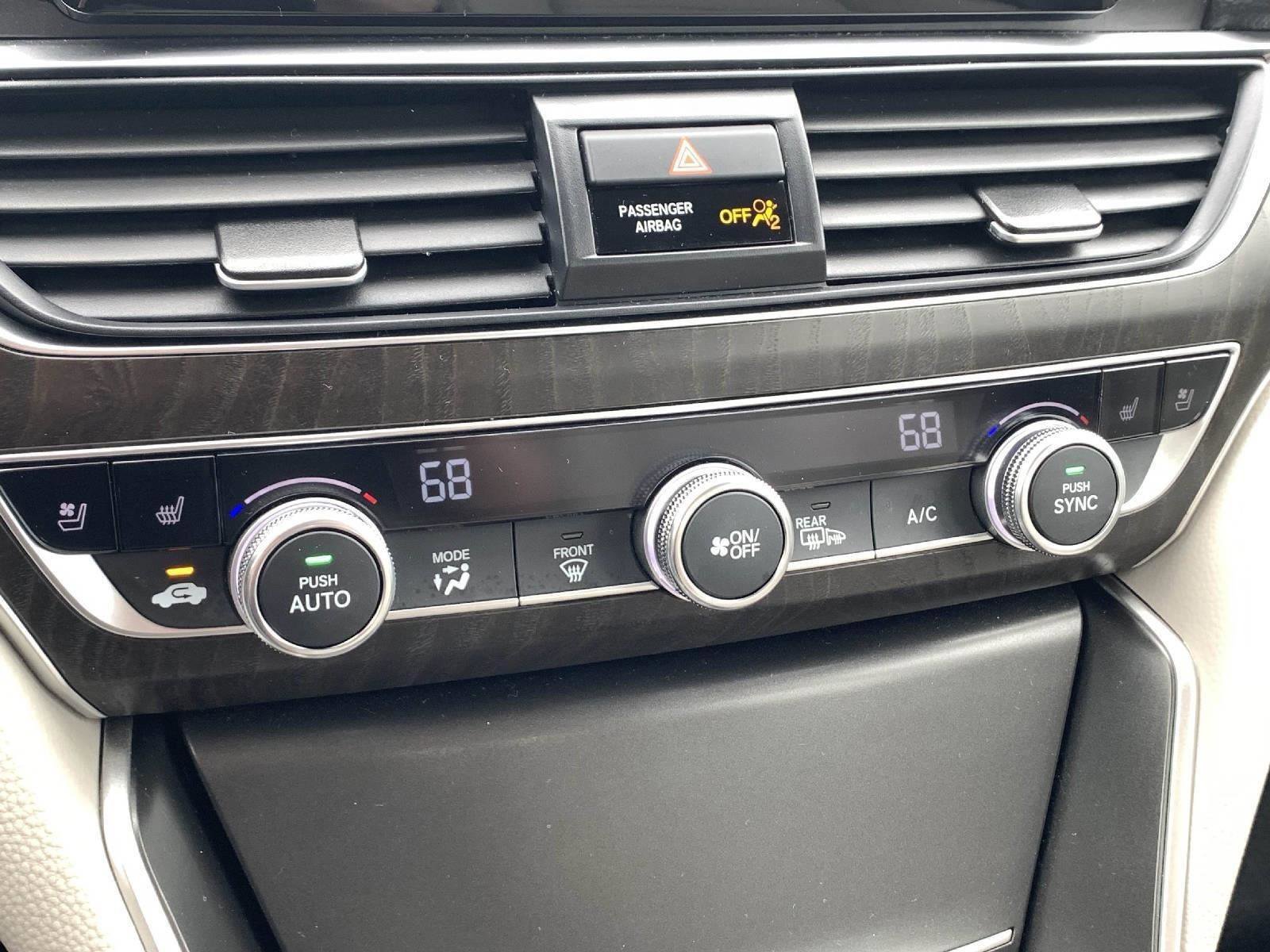 Used 2020 Honda Accord Touring image 26