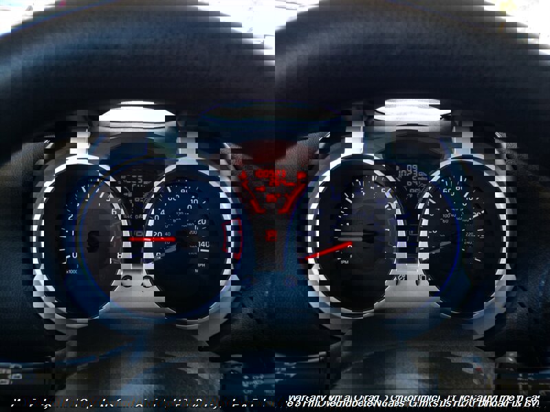 Used 2015 Nissan Juke S image 11