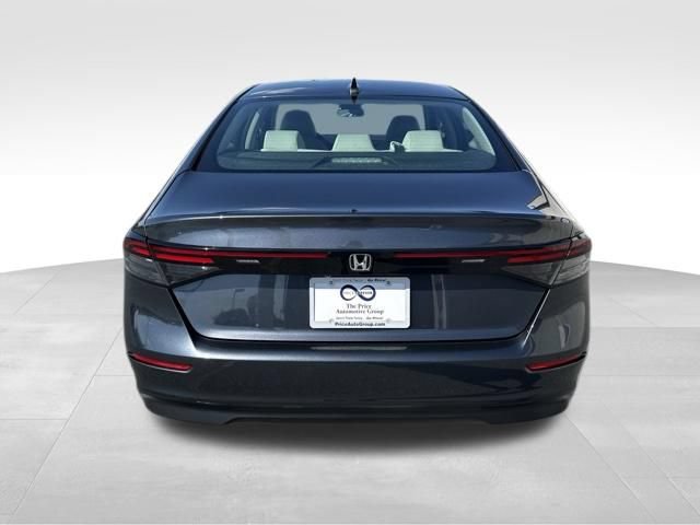 Used 2023 Honda Accord LX image 7