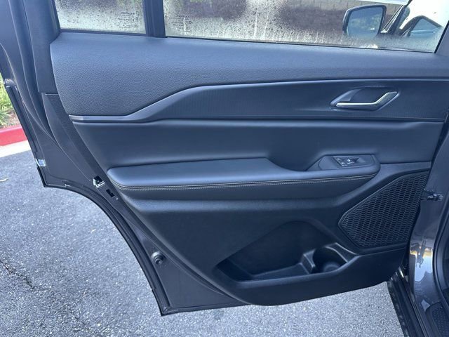 New 2025 Jeep Grand Cherokee L Altitude image 20