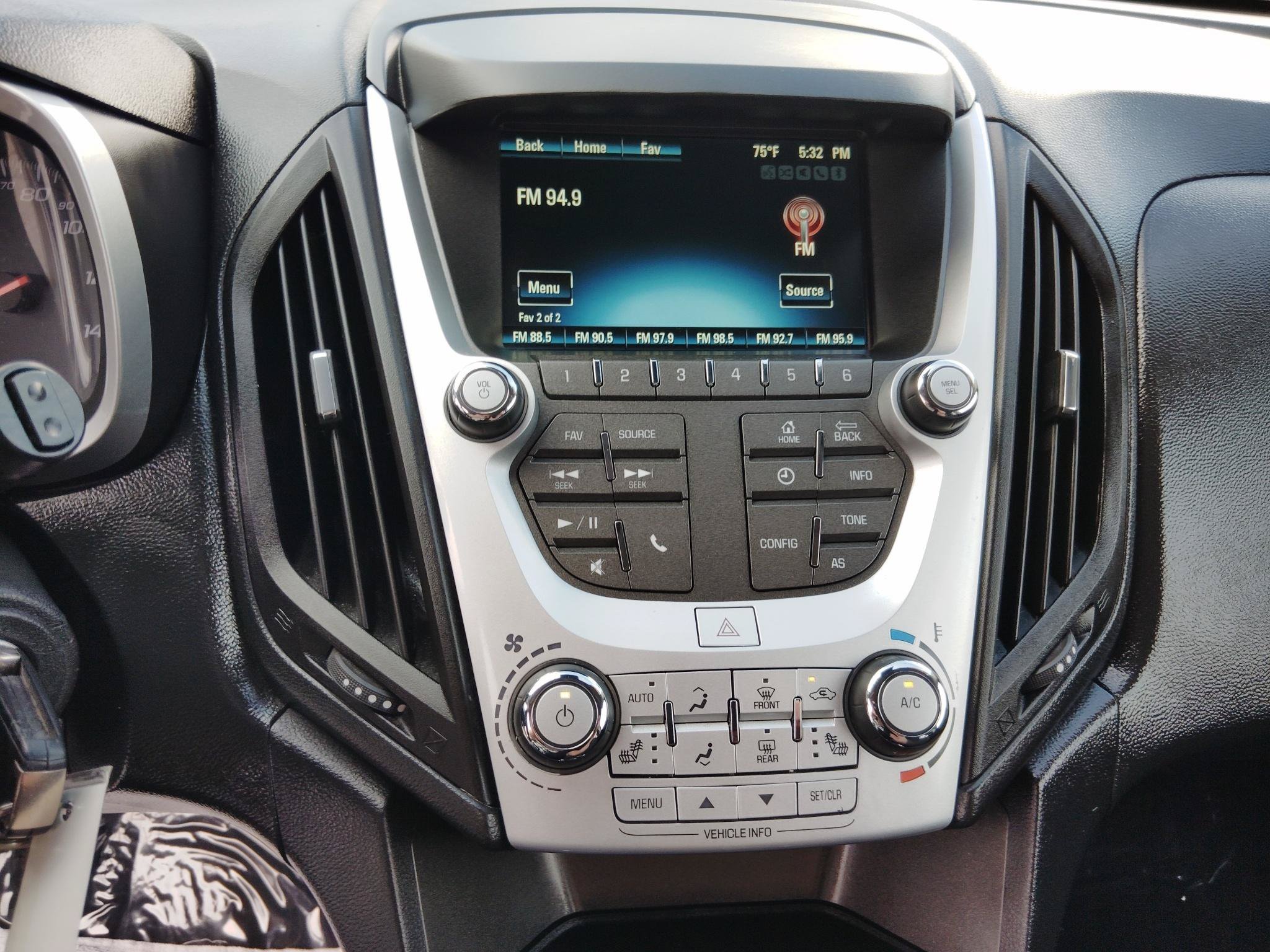 Used 2017 Chevrolet Equinox LT w/ Convenience Package FWD image 17