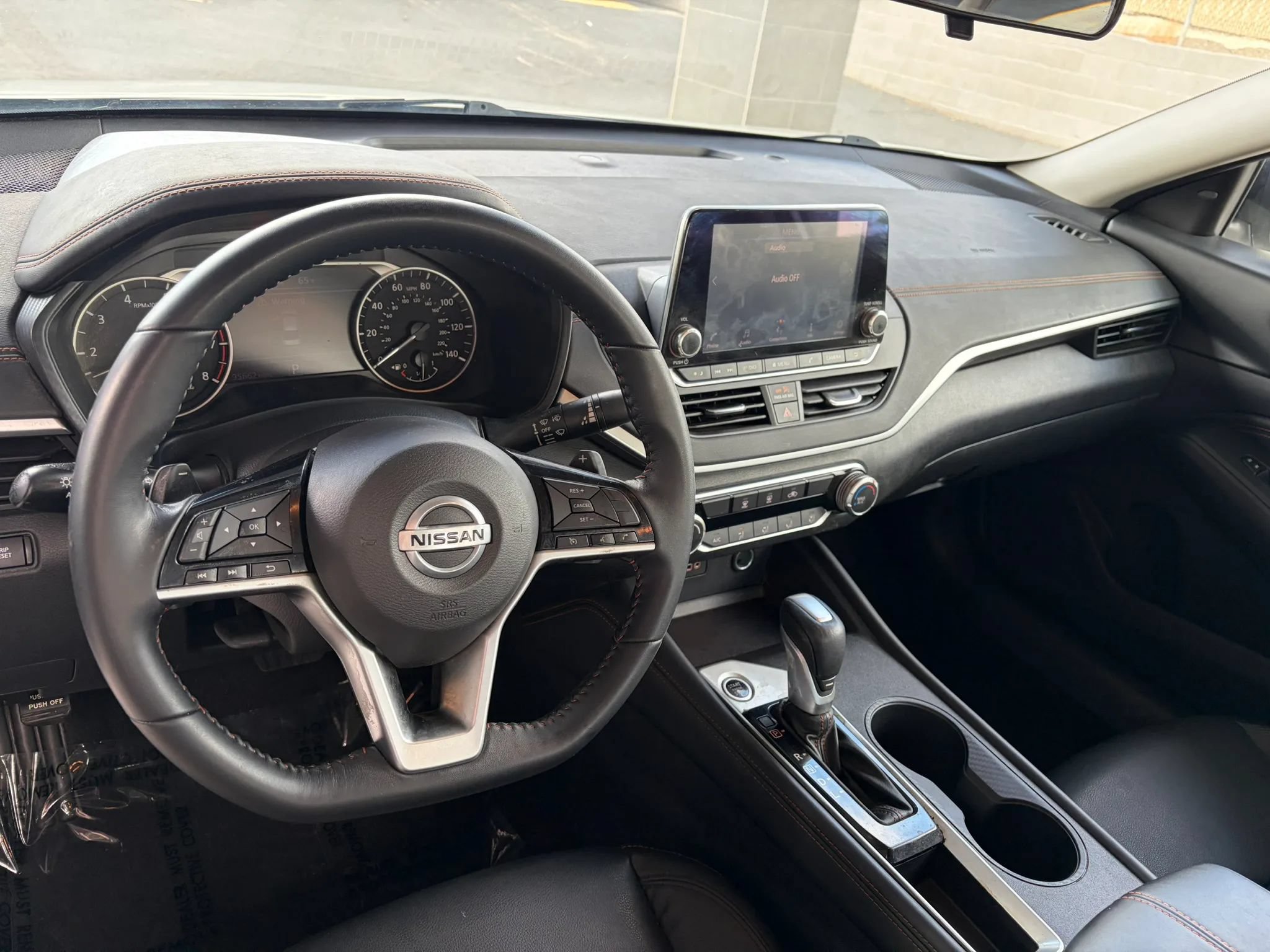 Used 2020 Nissan Altima 2.5 SR FWD image 11