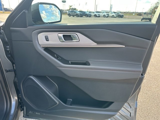 New 2026 Ford Explorer Active w/ Active Comfort Package image 12