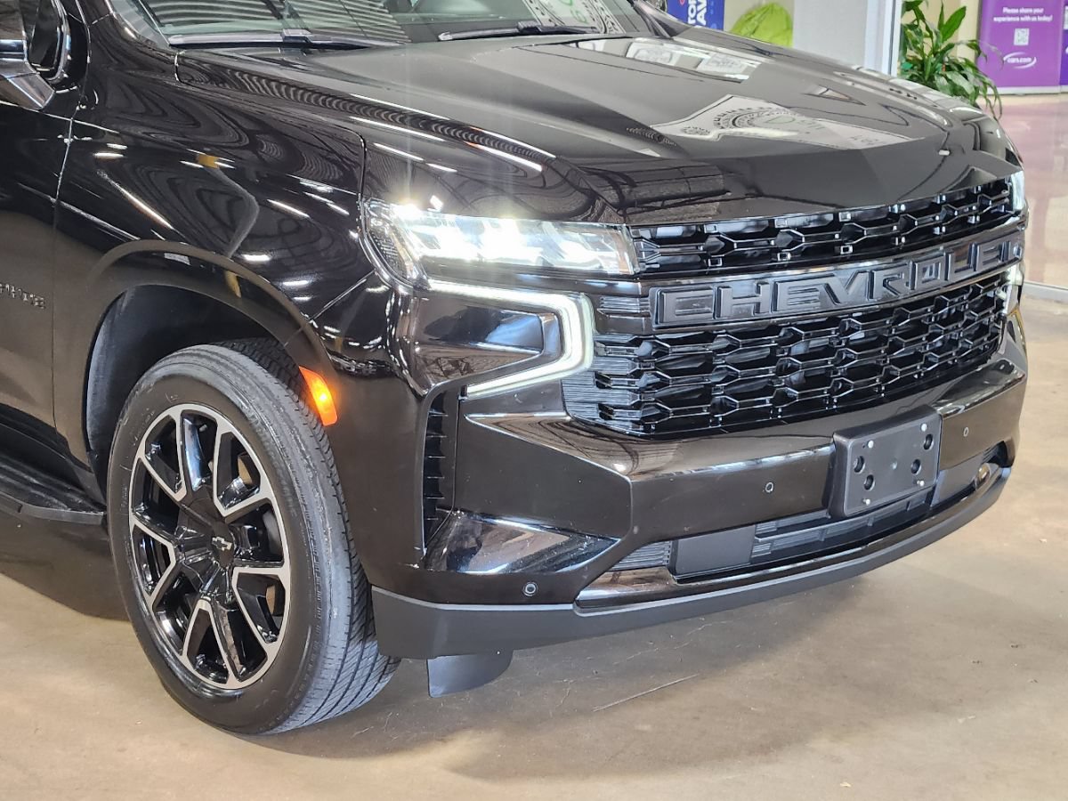 Used 2023 Chevrolet Tahoe RST RWD image 11