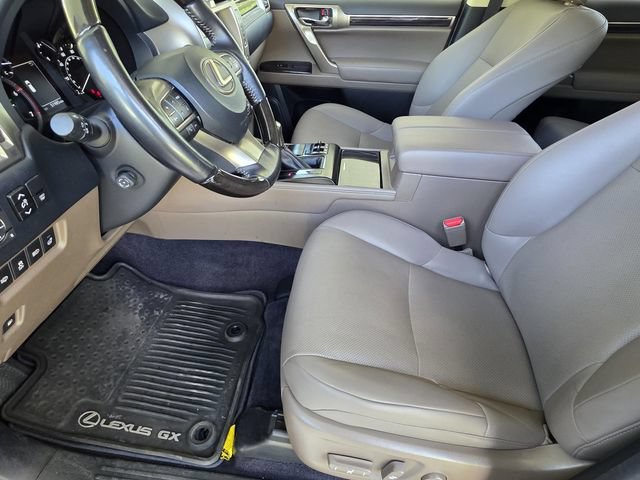 Used 2021 Lexus GX 460 Premium w/ Premium Package AWD/4WD image 6