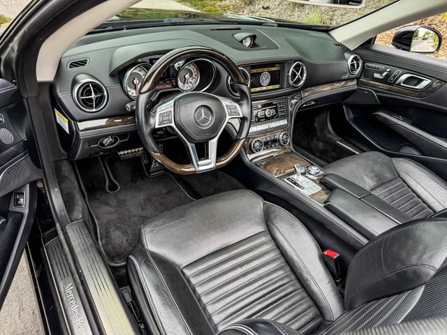 Used 2013 Mercedes-Benz SL 550 image 6