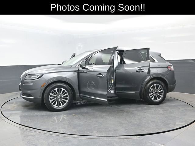 Used 2022 Lincoln Nautilus Reserve w/ Class II Trailer Tow Package AWD/4WD image 30