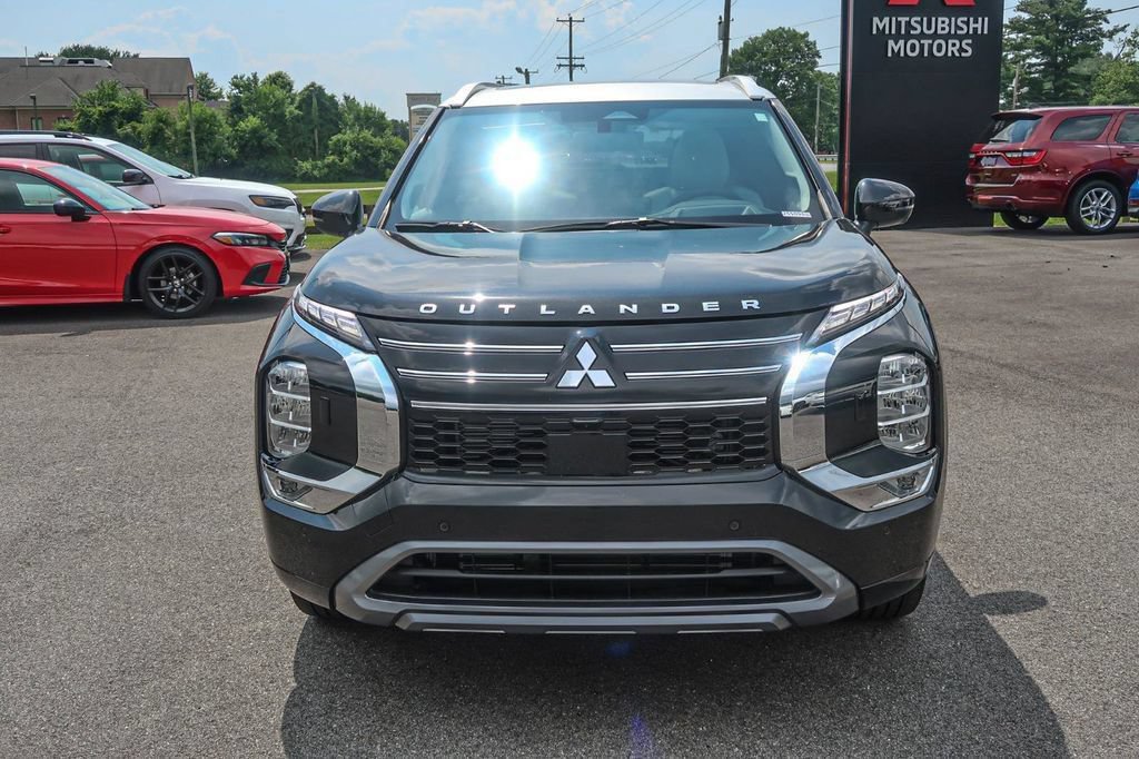 New 2025 Mitsubishi Outlander AWD image 5
