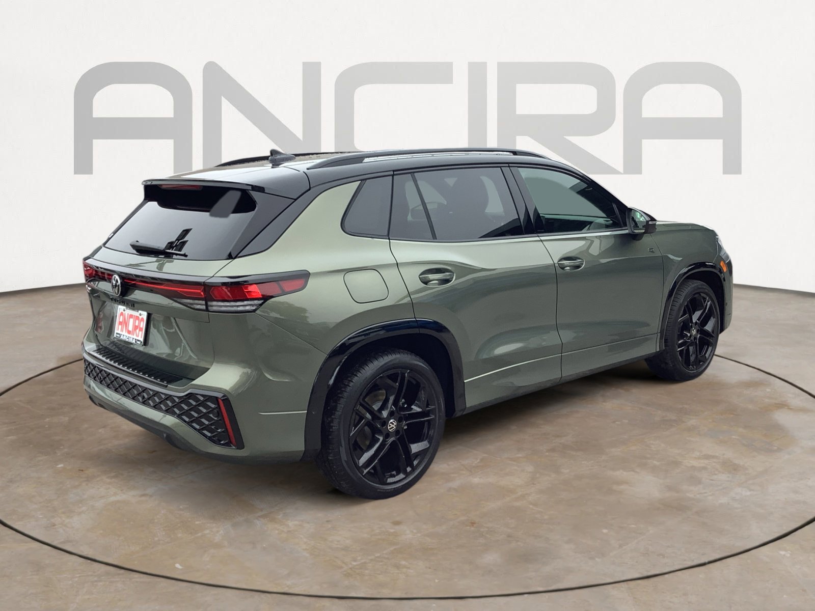 New 2026 Volkswagen Tiguan SE R-Line image 8