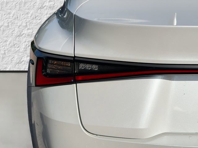 Used 2023 Lexus IS 300 w/ Comfort Package image 10