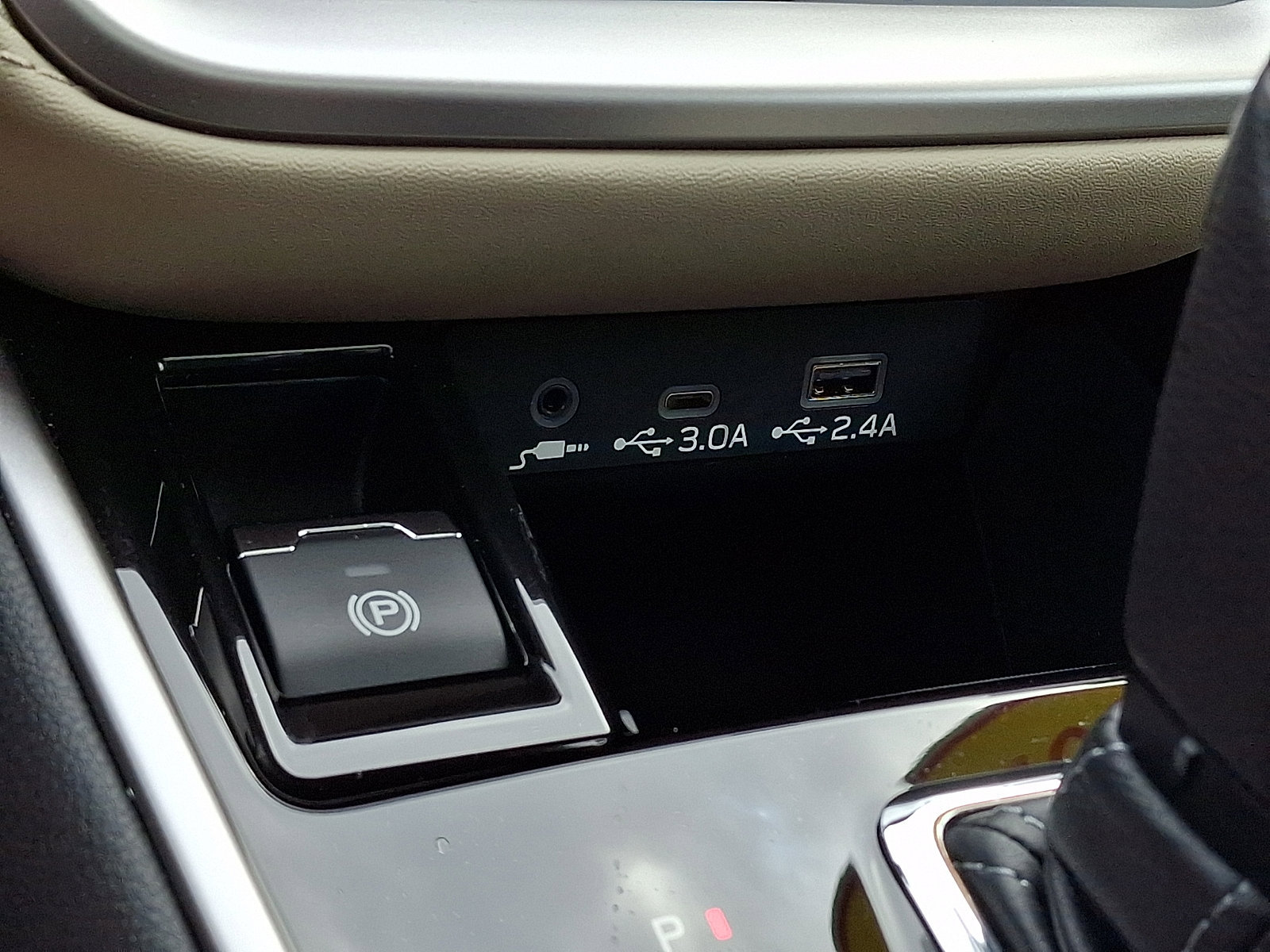 Certified 2025 Subaru Outback Limited AWD/4WD image 26