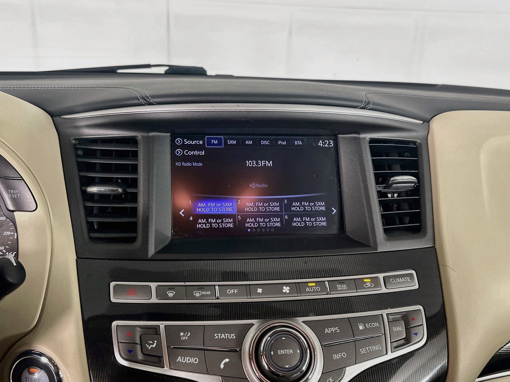 Used 2018 INFINITI QX60 FWD image 19