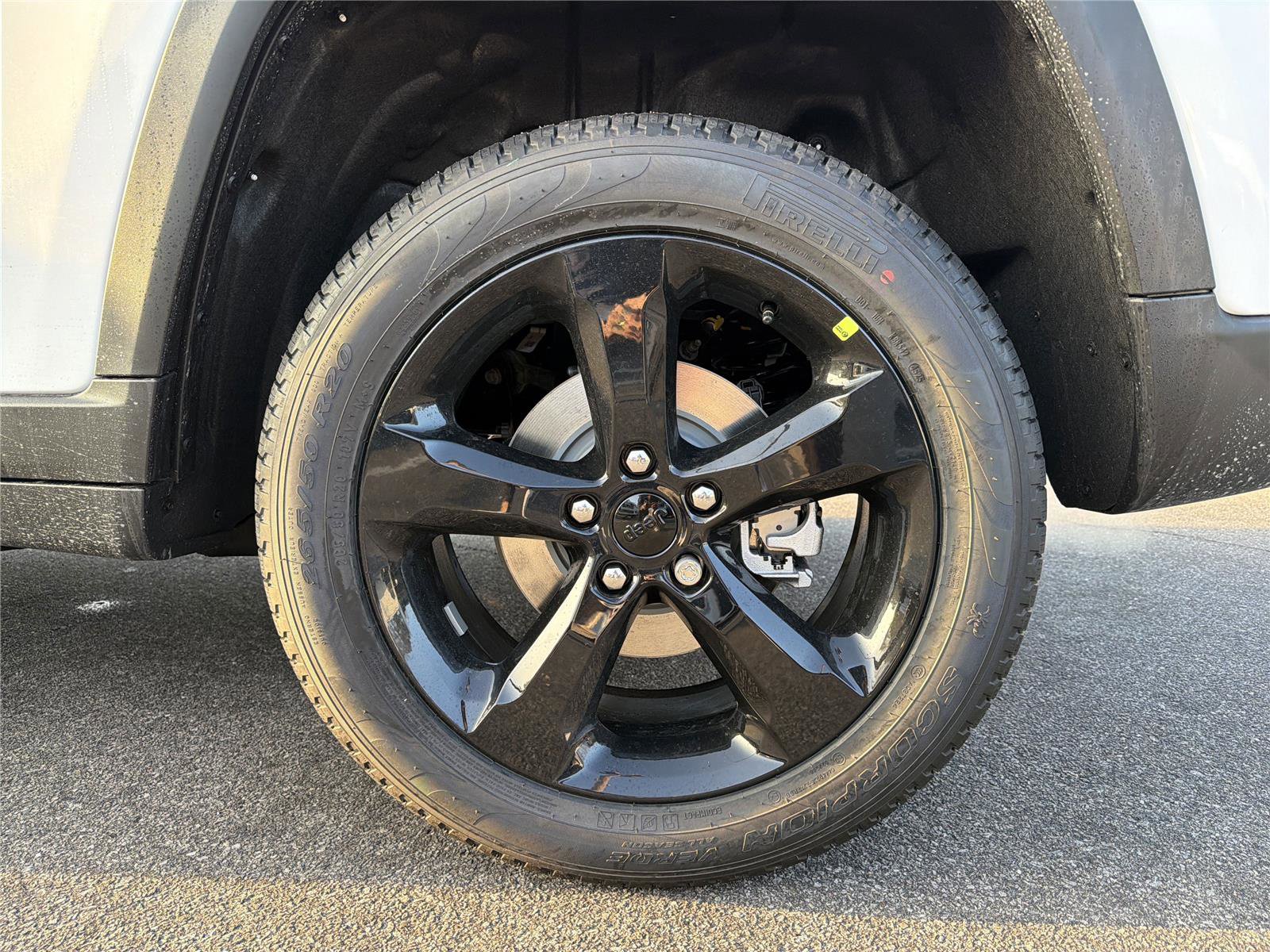 New 2025 Jeep Grand Cherokee Limited w/ Black Appearance Package image 21