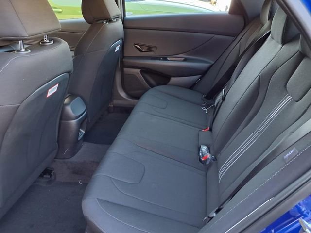 Used 2025 Hyundai Elantra Sport FWD image 7