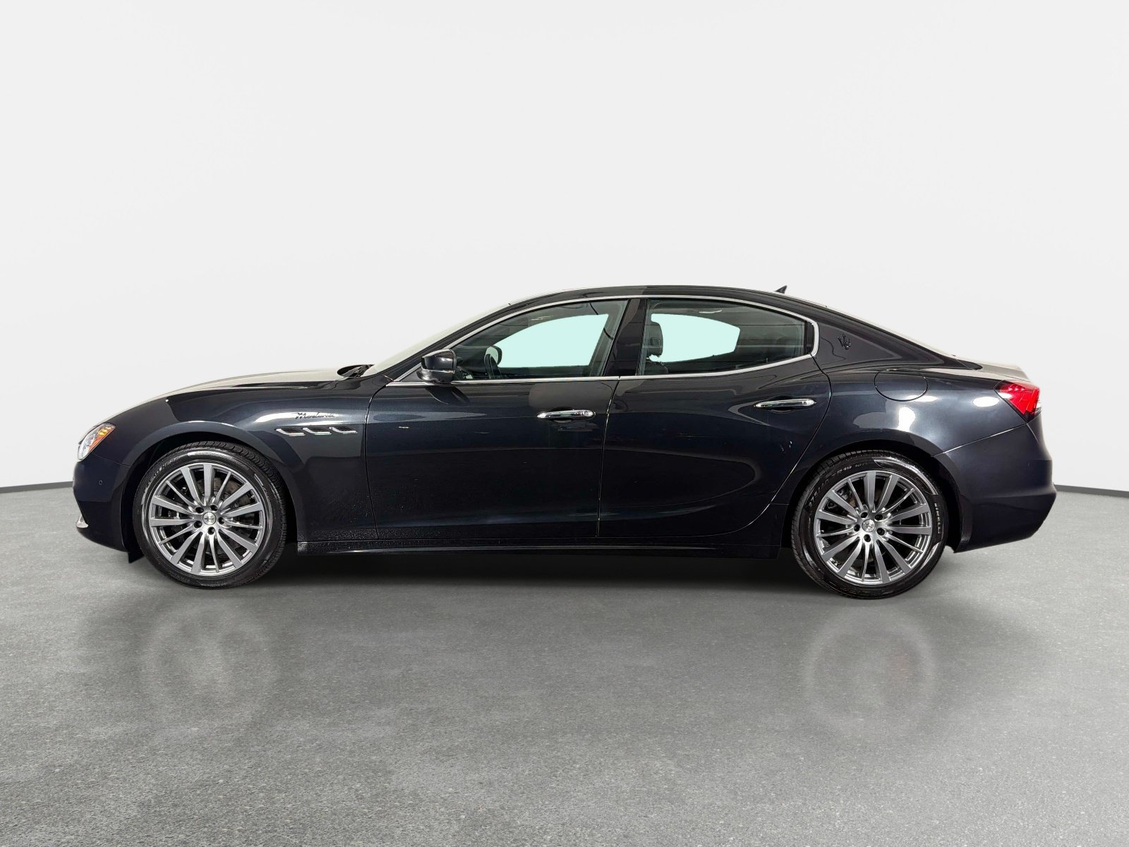 Used 2022 Maserati Ghibli Modena Q4 AWD/4WD image 6