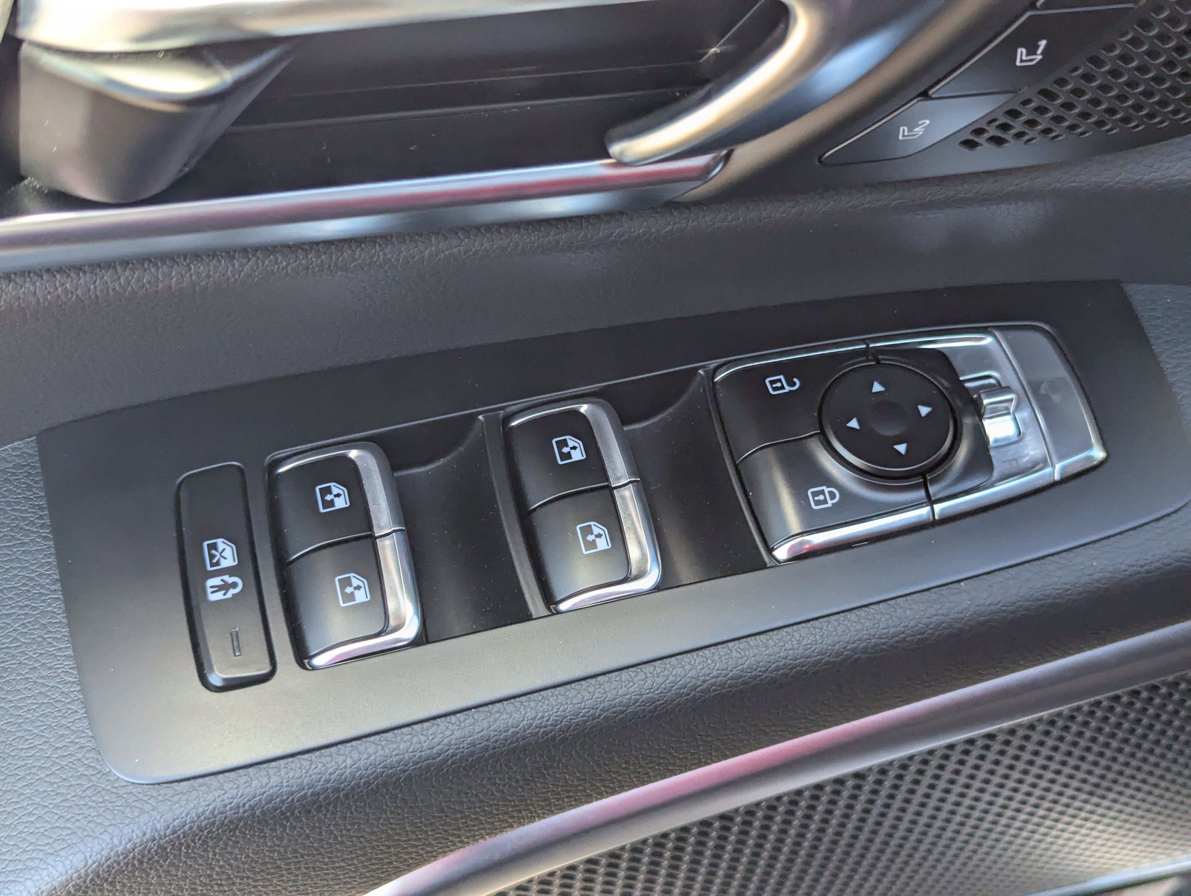 Used 2025 Kia Telluride SX X-Line image 22