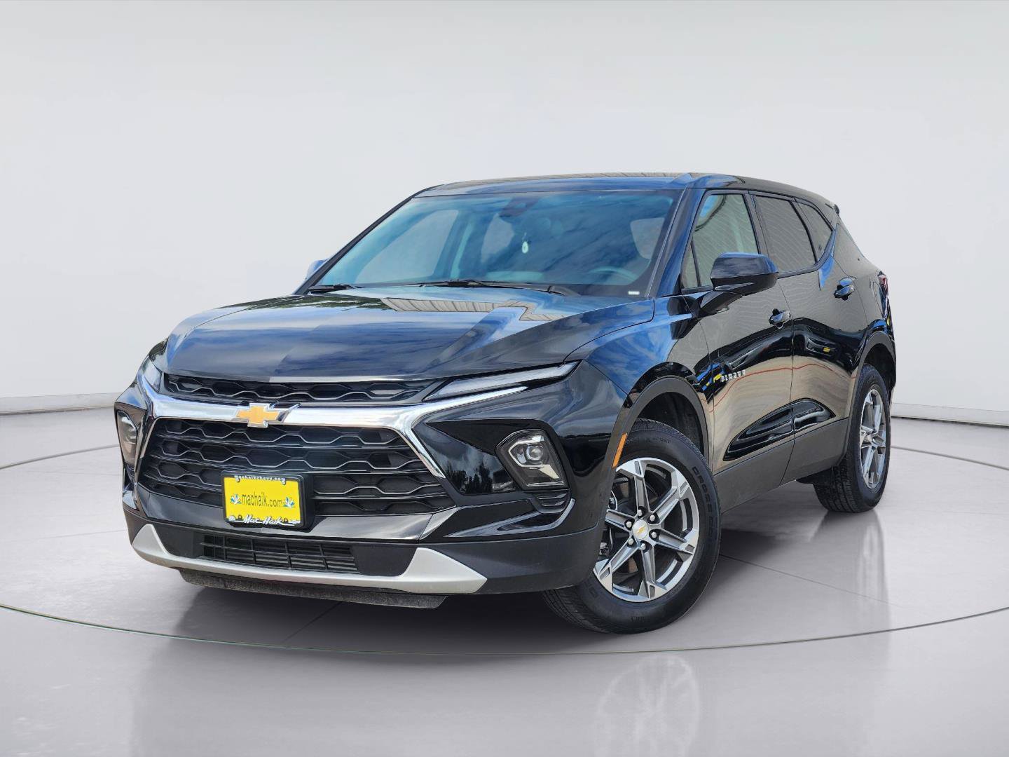 Certified 2026 Chevrolet Blazer LT FWD image 1