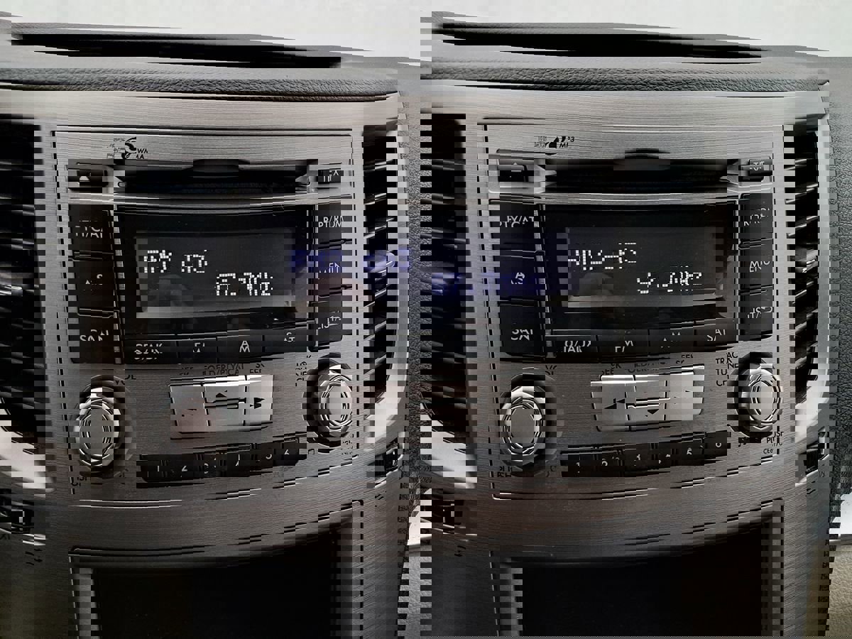 Used 2014 Subaru Legacy 2.5i image 15