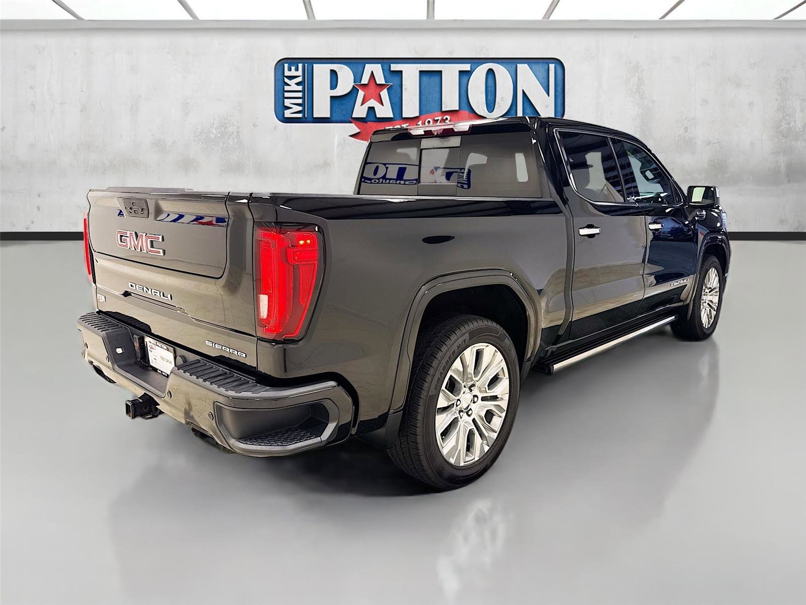 Used 2020 GMC Sierra 1500 Denali w/ Denali Ultimate Package AWD/4WD image 7