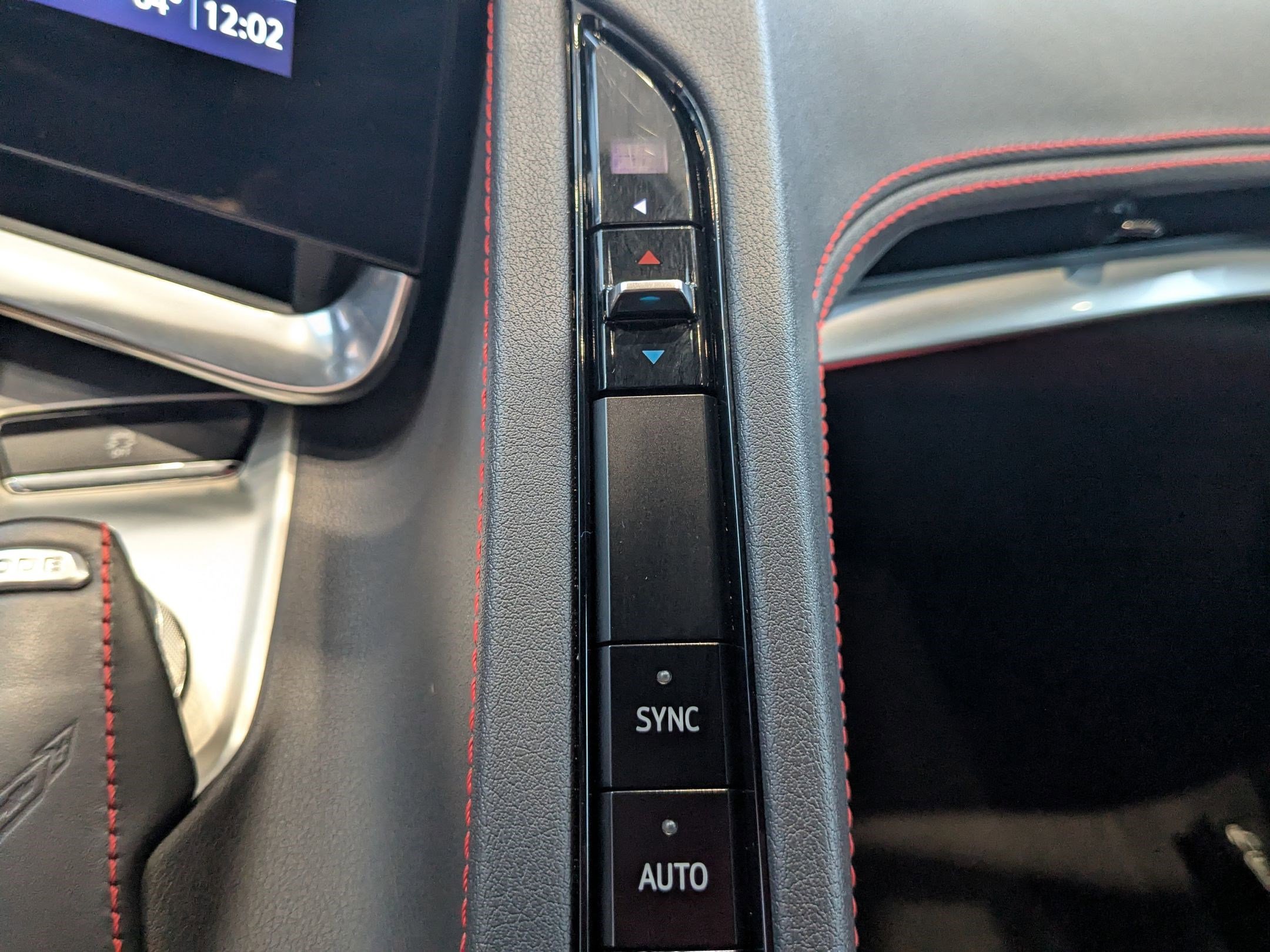 Used 2022 Chevrolet Corvette Stingray Coupe w/ 1LT image 26