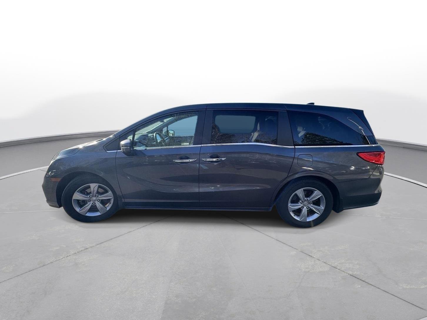 Used 2019 Honda Odyssey EX image 9