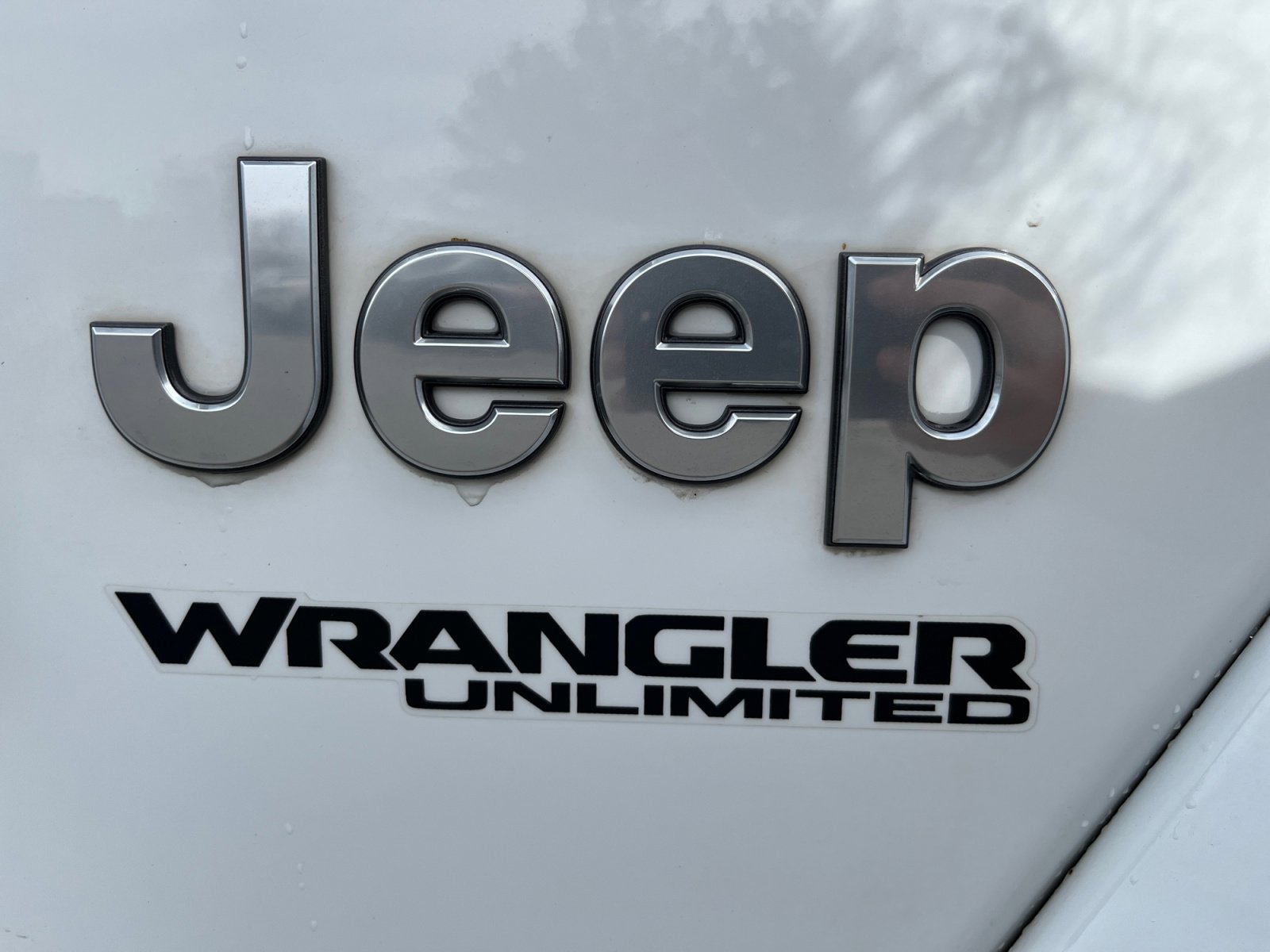 Used 2018 Jeep Wrangler Unlimited Sahara image 23