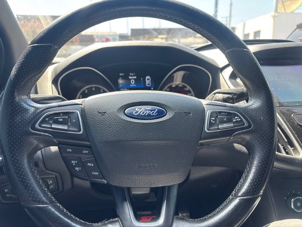 Used 2018 Ford Focus ST FWD image 15