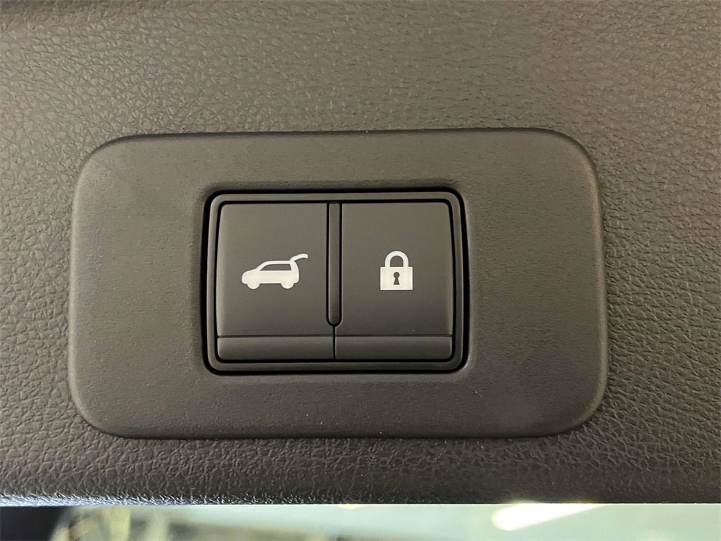 New 2026 Nissan Murano Platinum image 8