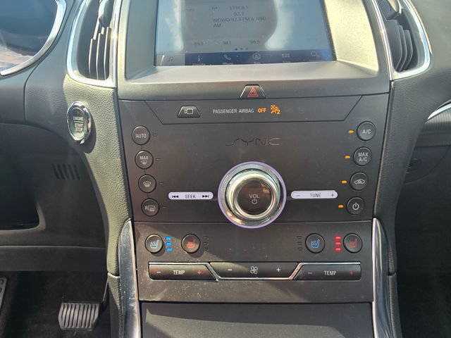 Used 2020 Ford Edge Titanium w/ Equipment Group 301A AWD/4WD image 25