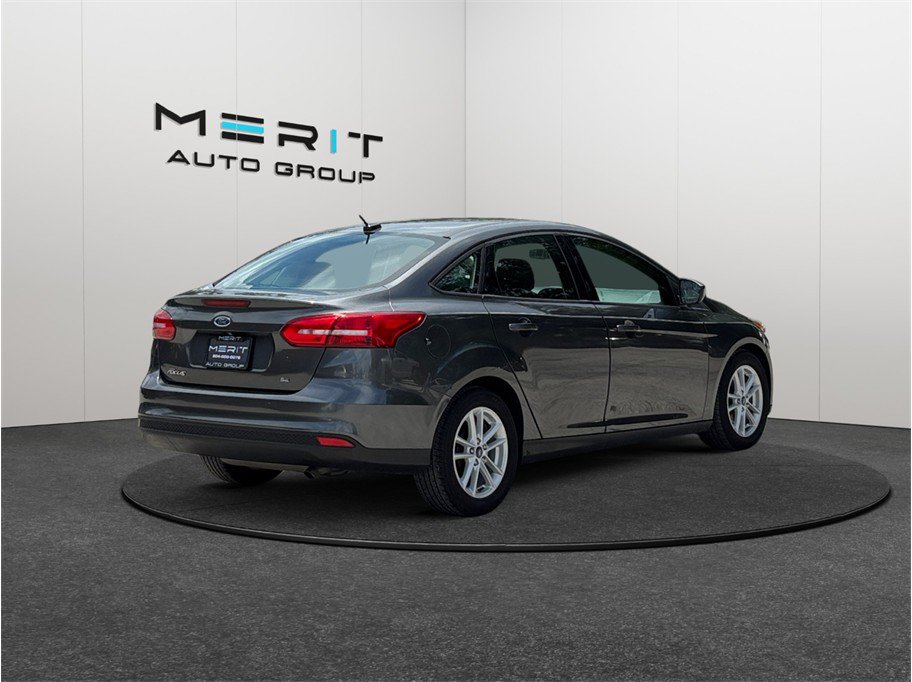 Used 2018 Ford Focus SE FWD image 9