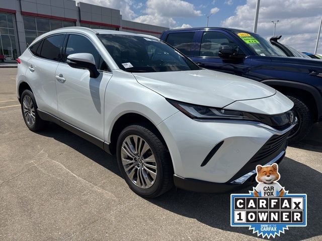 Used 2023 Toyota Venza XLE AWD/4WD image 11