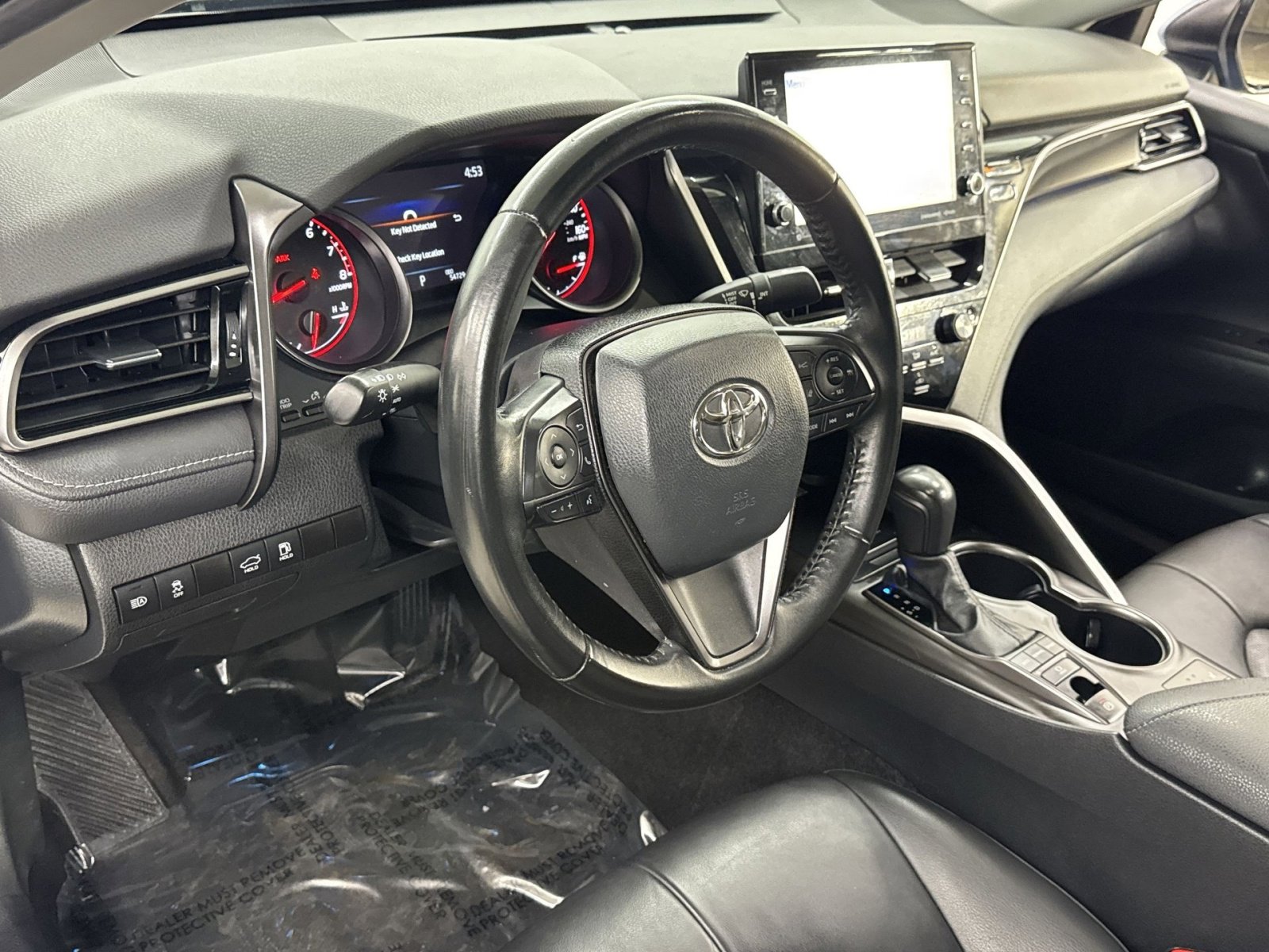 Used 2023 Toyota Camry XSE image 7