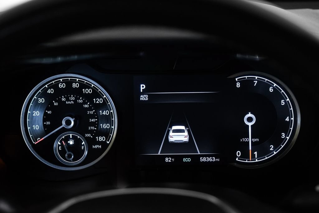 Used 2024 Genesis G70 2.5T RWD image 17