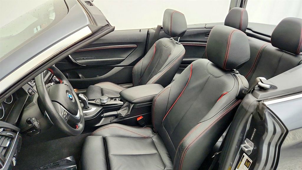 Used 2017 BMW 230i xDrive Convertible AWD/4WD image 17