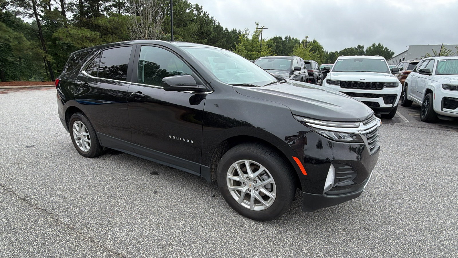 Used 2024 Chevrolet Equinox LT AWD/4WD image 5