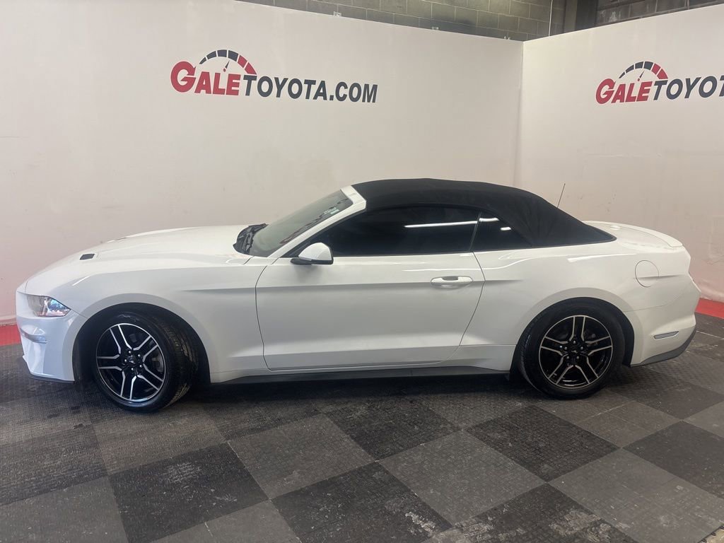 Used 2020 Ford Mustang Premium image 8