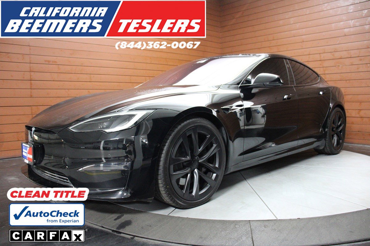 Used 2022 Tesla Model S Plaid image 1