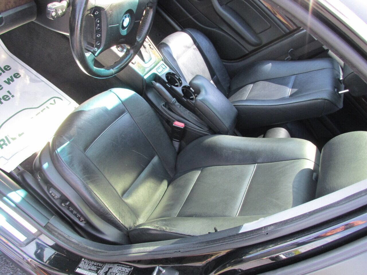 Used 2004 BMW 325xi Wagon image 4